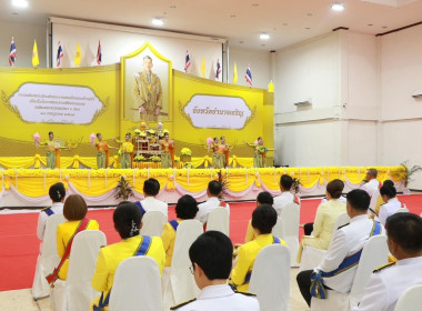 งานสโมสรสันนิบาตเฉลิมพระเกียรติพระบาทสมเด็จพระเจ้าอยู่หัว พารามิเตอร์รูปภาพ 13