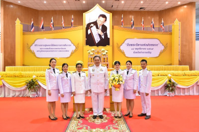 พิธีวางพานพุ่มดอกไม้สดเนื่องในวันพระบิดาแห่งฝนหลวง ประจำปี ... พารามิเตอร์รูปภาพ 1