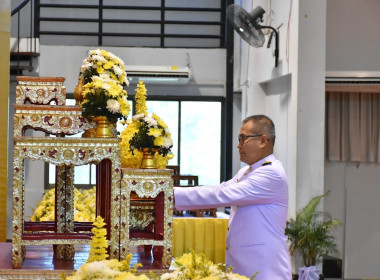 พิธีวางพานพุ่มดอกไม้สดเนื่องในวันพระบิดาแห่งฝนหลวง ประจำปี ... พารามิเตอร์รูปภาพ 1
