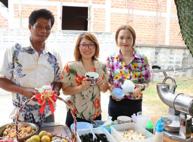 กิจกรรมสืบสานประเพณีสงกรานต์และรดน้ำขอพรผู้สูงอายุ พารามิเตอร์รูปภาพ 30
