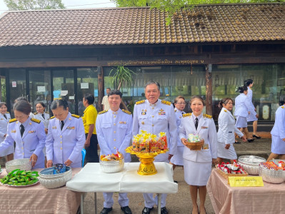 พิธีทำบุญตักบาตร เนื่องในเทศกาลวันวิสาขบูชา พุทธศักราช 2568 พารามิเตอร์รูปภาพ 1
