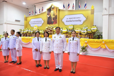 ร่วมพิธีเนื่องในวันที่ระลึก ... พารามิเตอร์รูปภาพ 1