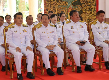 ร่วมพิธีเจริญพระพุทธมนต์ และลงนามถวายพระพรชัยมงคล ... พารามิเตอร์รูปภาพ 2
