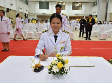 กิจกรรมเฉลิมพระเกียรติพระบาทสมเด็จพระเจ้าอยู่หัว พารามิเตอร์รูปภาพ 16