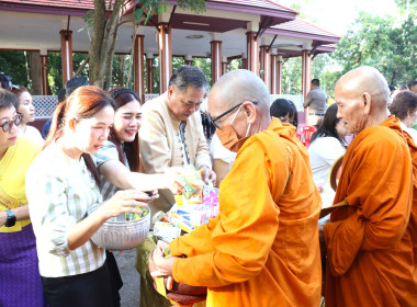 งานประเพณีออกพรรษาตักบาตรเทโวโรหณะ พารามิเตอร์รูปภาพ 9