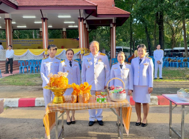 พิธีสวดพระพุทธมนต์และพิธีทำบุญตักบาตรถวายพระราชกุศล ... พารามิเตอร์รูปภาพ 3