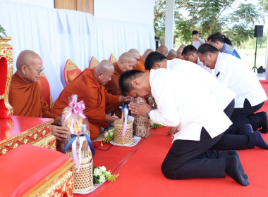 ร่วมกิจกรรมตักบาตรริมอ่างเพื่อถวายเป็นพระราชกุศลแด่สมเด็จพระนางเจ้าสิริกิติ์ พระบรมราชินีนาถ พระบรมราชชนนีพันปีหลวง ในงานประเพณีลอยกระทง ประจำปี 2568 ... พารามิเตอร์รูปภาพ 7