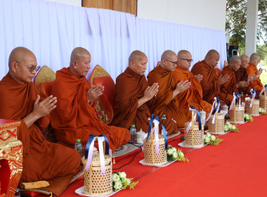 ร่วมกิจกรรมตักบาตรริมอ่างเพื่อถวายเป็นพระราชกุศลแด่สมเด็จพระนางเจ้าสิริกิติ์ พระบรมราชินีนาถ พระบรมราชชนนีพันปีหลวง ในงานประเพณีลอยกระทง ประจำปี 2568 ... พารามิเตอร์รูปภาพ 11