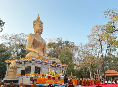 ร่วมพิธีทำวัตรสวดมนต์เย็นและรับฟังพระธรรมเทศนา ... พารามิเตอร์รูปภาพ 6