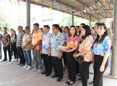 กิจกรรมสืบสานประเพณีสงกรานต์และรดน้ำขอพรผู้อาวุโส ... พารามิเตอร์รูปภาพ 25