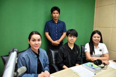 ร่วมจัดรายการวิทยุ “รายการกระทรวงเกษตรและสหกรณ์พบเกษตรกร” พารามิเตอร์รูปภาพ 1