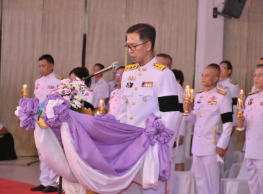 พิธีถวายเครื่องราชสักการะและวางพานพุ่ม ... พารามิเตอร์รูปภาพ 3