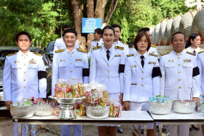 ร่วมกิจกรรมพิธีเจริญพระพุทธมนต์และทำบุญตักบาตรถวายพระกุศลเนื่องในโอกาสฉลองพระชนมายุ 99 พรรษาสมเด็จพระอริยวงศาคตญาณ สมเด็จพระสังฆราช สกลมหาสังฆปริณายก ... พารามิเตอร์รูปภาพ 1