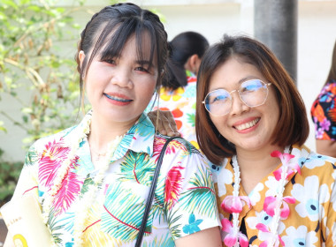 กิจกรรมสงกรานต์และรดน้ำขอพรผู้สูงอายุ พารามิเตอร์รูปภาพ 12