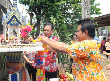 กิจกรรมสงกรานต์และรดน้ำขอพรผู้สูงอายุ พารามิเตอร์รูปภาพ 21