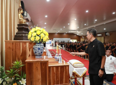 ร่วมพิธีสวดพระพุทธมนต์และเจริญจิตตภาวนาอุทิศถวายพระราชกุศลแด่ สมเด็จพระนางเจ้าสิริกิติ์พระบรมราชินีนาถ พระบรมราชชนนีพันปีหลวง ... พารามิเตอร์รูปภาพ 1