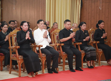 ร่วมพิธีสวดพระพุทธมนต์และเจริญจิตตภาวนาอุทิศถวายพระราชกุศลแด่ สมเด็จพระนางเจ้าสิริกิติ์พระบรมราชินีนาถ พระบรมราชชนนีพันปีหลวง ... พารามิเตอร์รูปภาพ 2