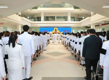 พิธีถวายสักการะและวางพวงมาลา ... พารามิเตอร์รูปภาพ 3