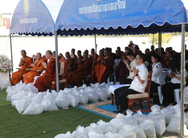 จังหวัดอำนาจเจริญ ประกอบพิธีทำบุญปล่อยปลา 158,000 ตัว พารามิเตอร์รูปภาพ 11