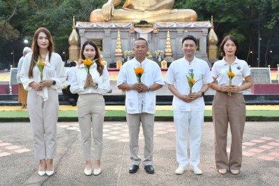 พิธีเวียนเทียนเนื่องในงานประเพณีออกพรรษา พารามิเตอร์รูปภาพ 1