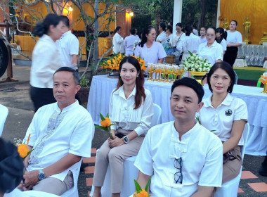 พิธีเวียนเทียนเนื่องในงานประเพณีออกพรรษา พารามิเตอร์รูปภาพ 2