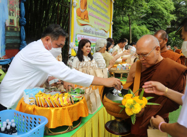 พิธีทำบุญตักบาตรถวายพระกุศล ฉลองพระชนมายุ 8 รอบ ... พารามิเตอร์รูปภาพ 6