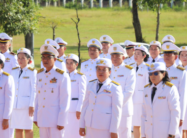 พิธีวางพวงมาลาถวายราชสักการะพระบรมราชานุสาวรีย์ รัชกาลที่ 5 พารามิเตอร์รูปภาพ 5