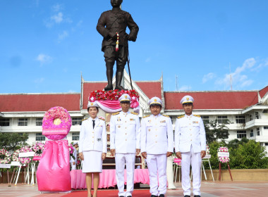 พิธีวางพวงมาลาถวายราชสักการะพระบรมราชานุสาวรีย์ รัชกาลที่ 5 พารามิเตอร์รูปภาพ 7