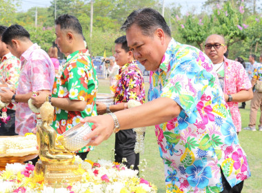 สืบสานประเพณีสงกรานต์และรดน้ำขอพรผู้ว่าราชการจังหวัดอำนาจเจริญ ... พารามิเตอร์รูปภาพ 6