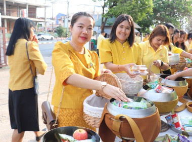 พิธีบวงสรวงตั้งศาลพระภูมิเจ้าที่และทำบุญตักบาตร พารามิเตอร์รูปภาพ 28