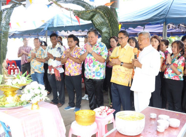 กิจกรรมสืบสานประเพณีสงกรานต์และรดน้ำขอพรผู้สูงอายุ พารามิเตอร์รูปภาพ 18