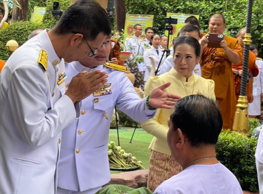 โครงการบรรพชาอุปสมบทเฉลิมพระเกียรติพระบาทสมเด็จพระเจ้าอยู่หัว ... พารามิเตอร์รูปภาพ 4